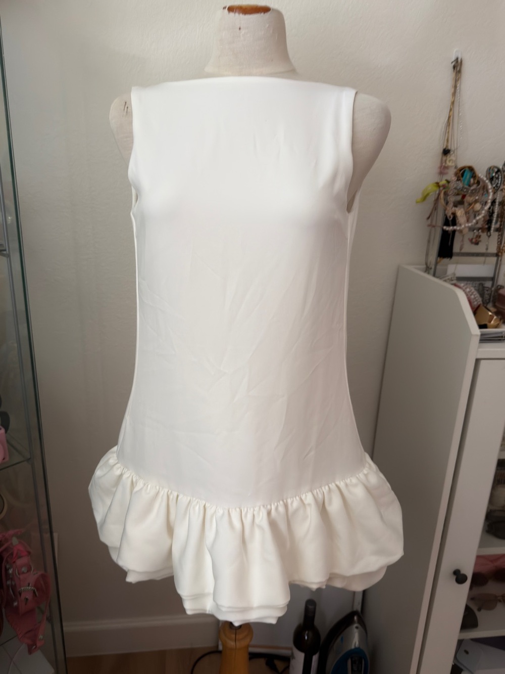 Sleeveless White Mini Dress with Ruffle Hem